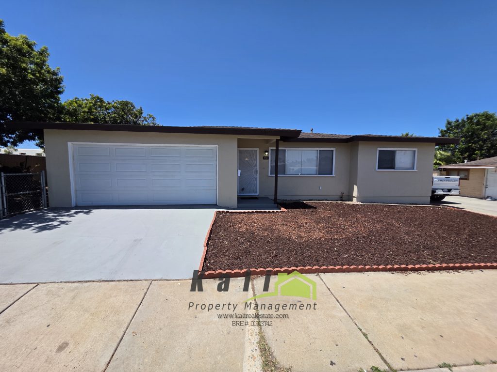 910-Saturn-Blvd-92154