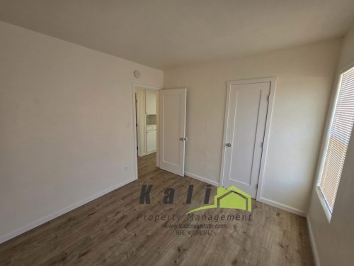 2141-Flintridge-Dr-92139-11