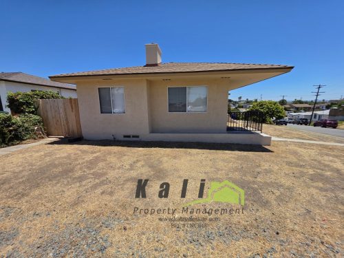 2141-Flintridge-Dr-92139-3