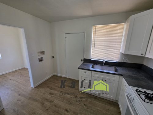2141-Flintridge-Dr-92139-8