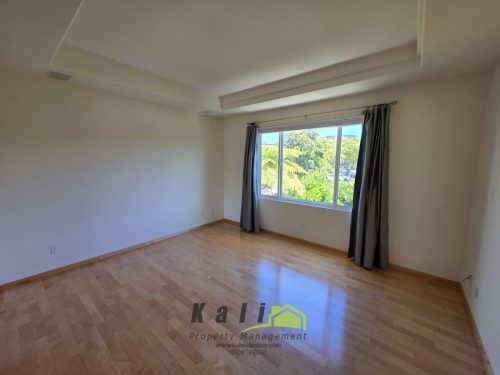 5385-Renaissance-Ave-92122-14