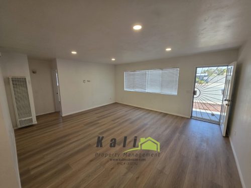 910-Saturn-Blvd-92154-7
